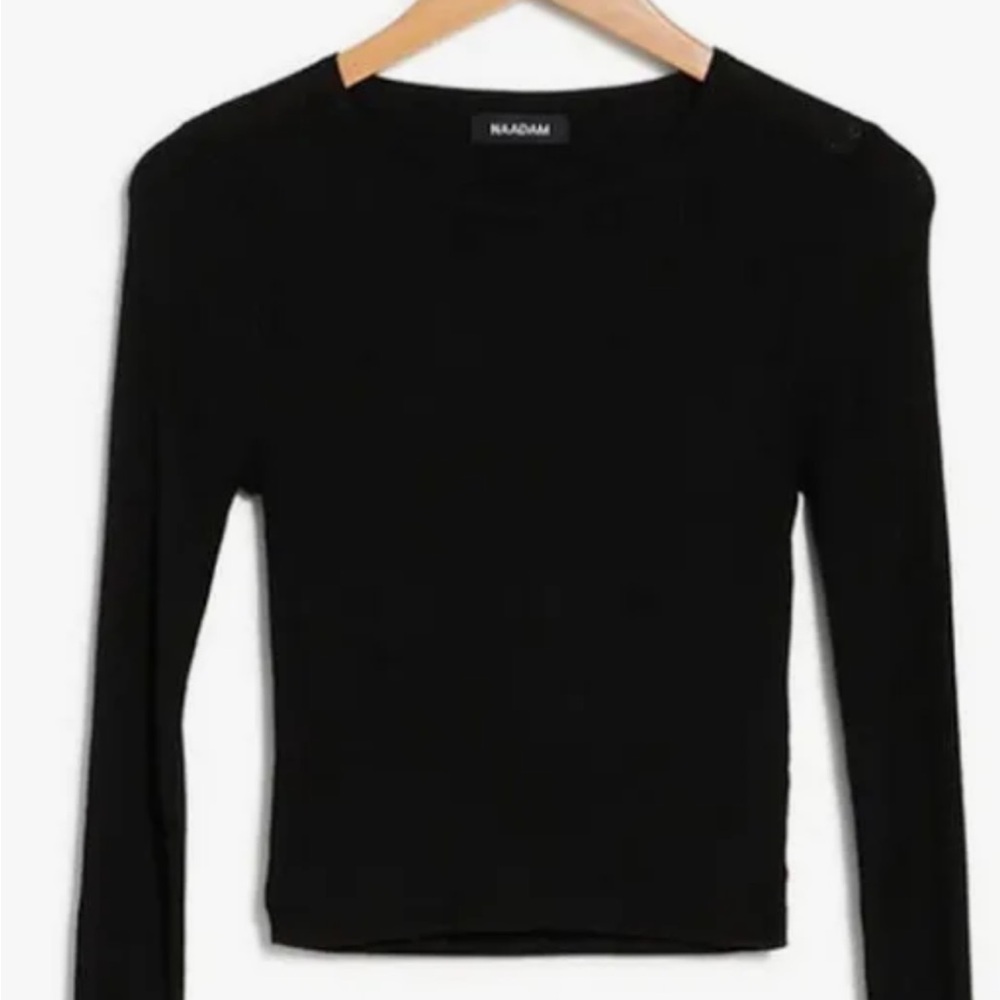 Nadaam black silk cashmere longs sleeved cropped sweater